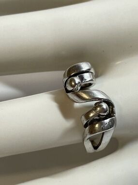 Vintage Sterling Silver Knot Ring — Bold, Sculptural, Size 8.5